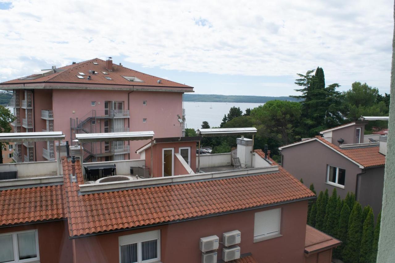 Pocitniski Dom Portoroz / Portoroz Holiday Home المظهر الخارجي الصورة